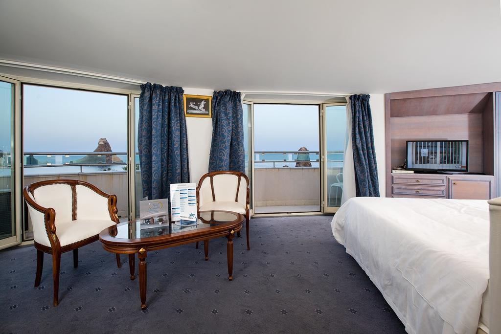 Grand Hotel Faraglioni Aci Trezza Eksteriør billede